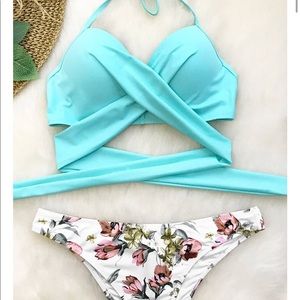 Cupshe Sweet Mint Cross Bikini Set